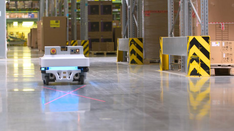 Indústria 4.0: solução SAP implementa robôs em armazém